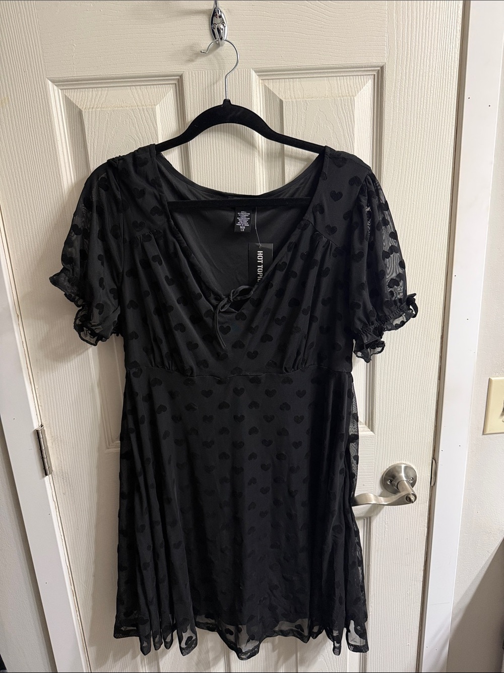 Hot Topic Black Heart-Print Mini Dress